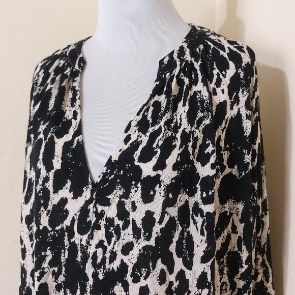 Urban Outfitters Animal Leopard Print Long Sleeve Trendy Oversized Fall Blouse - Picture 2 of 11